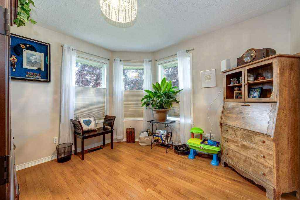 MLS® A2249089 - 13 Dillon Close  in Devonshire Red Deer, Residential
