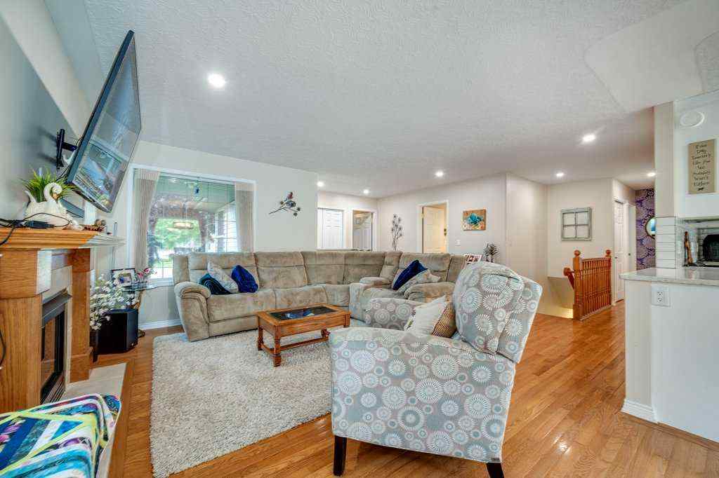 MLS® A2249089 - 13 Dillon Close  in Devonshire Red Deer, Residential