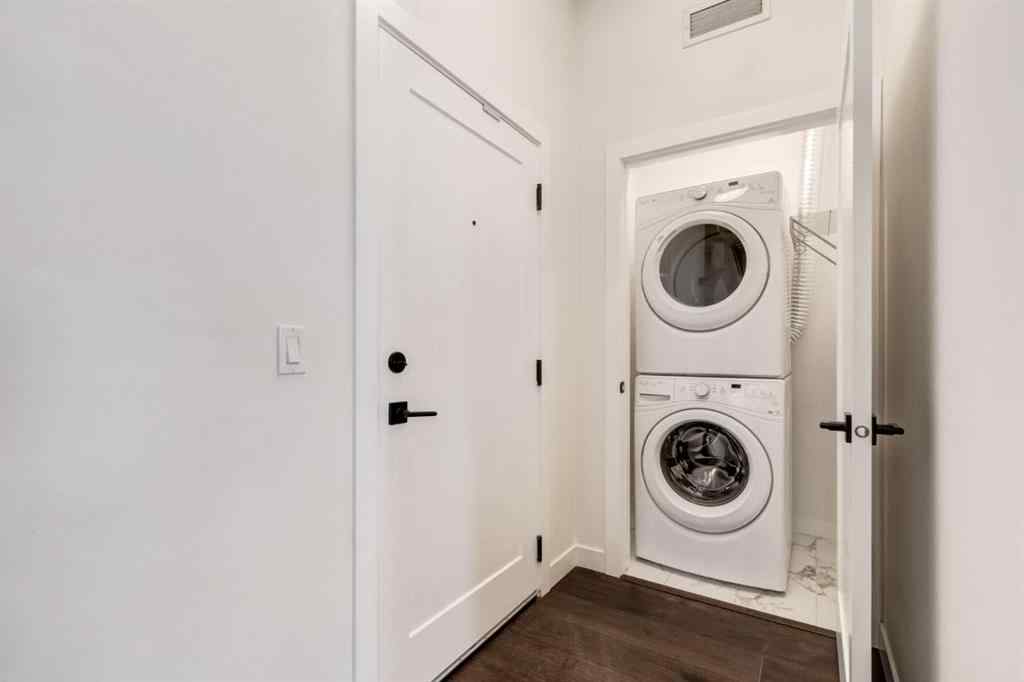 MLS® A2249094 - Unit #404 2702 17 Avenue SW in Shaganappi Calgary, Residential
