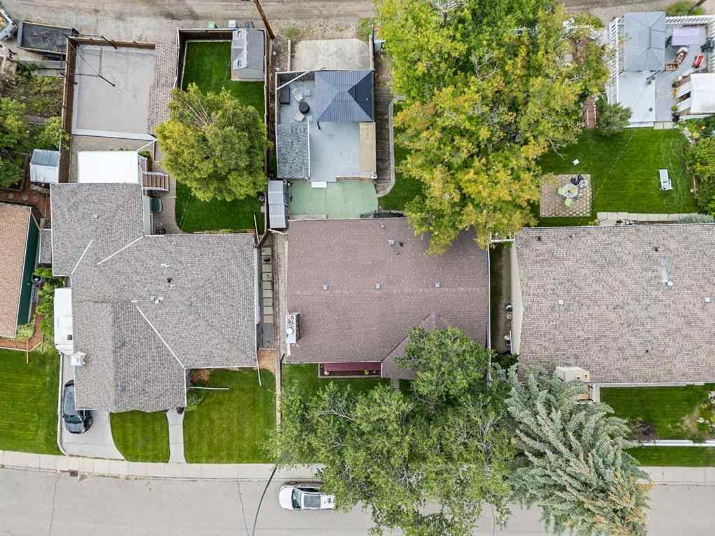 MLS® A2249098 - 6407 Dalton Drive NW in Dalhousie Calgary, Residential