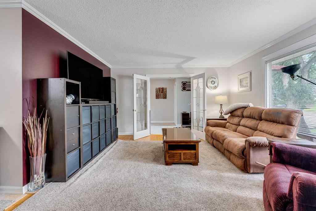 MLS® A2249098 - 6407 Dalton Drive NW in Dalhousie Calgary, Residential
