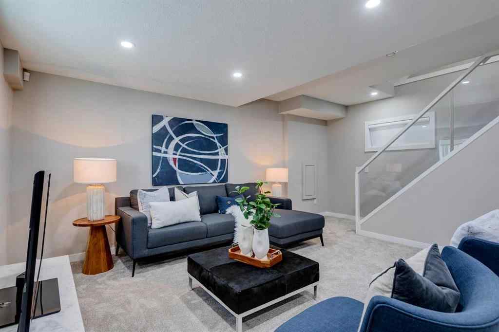 MLS® A2249100 - 232 15 Avenue NW in Crescent Heights Calgary, Residential