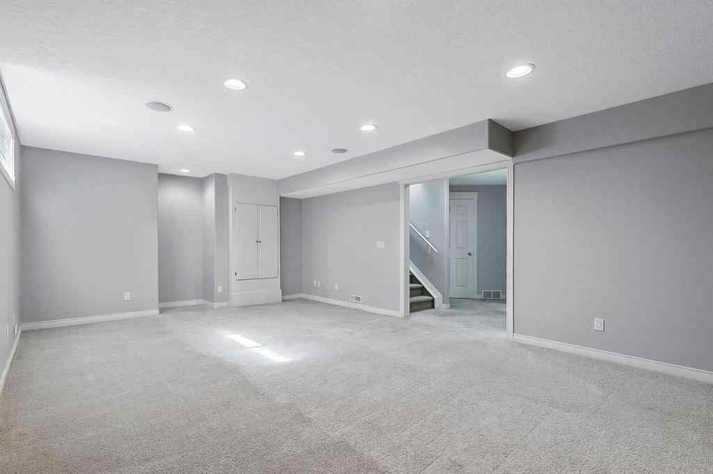 MLS® A2249101 - 287 Crystal Shores Drive  in Crystal Shores Okotoks, Residential