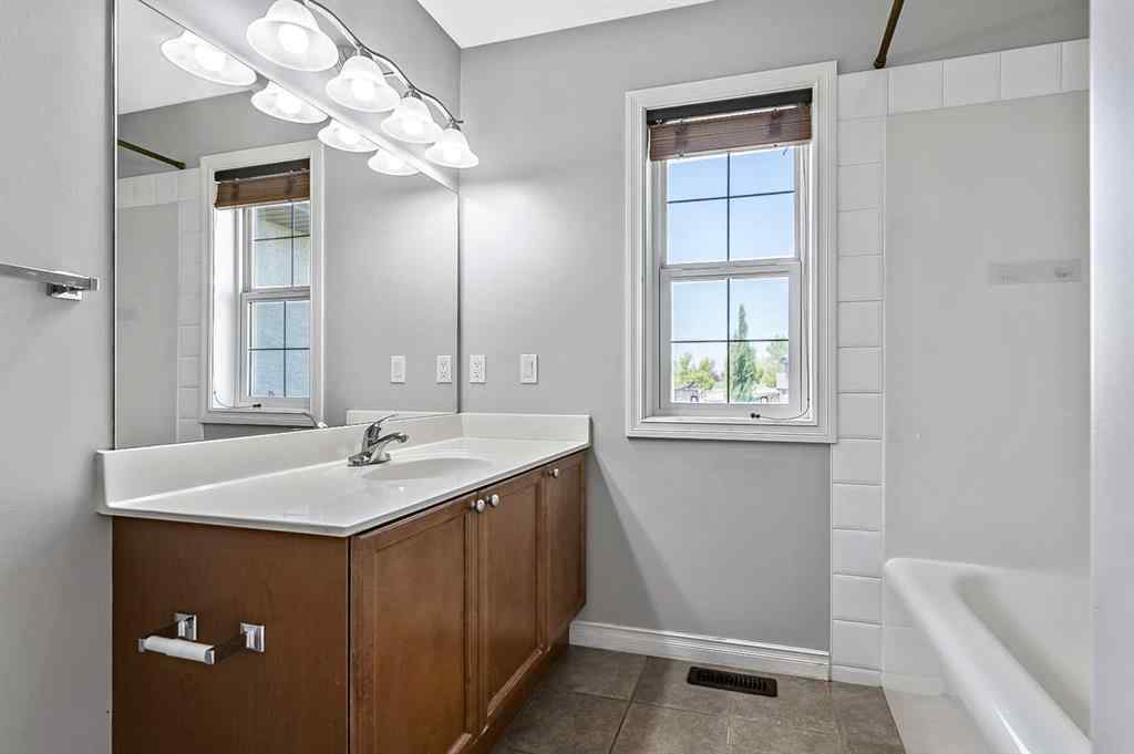 MLS® A2249101 - 287 Crystal Shores Drive  in Crystal Shores Okotoks, Residential