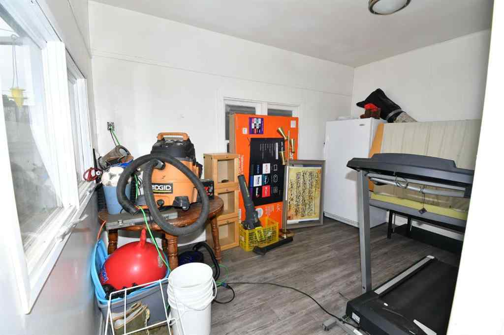 MLS® A2249105 - 127 2 Street E in Central Brooks, Residential