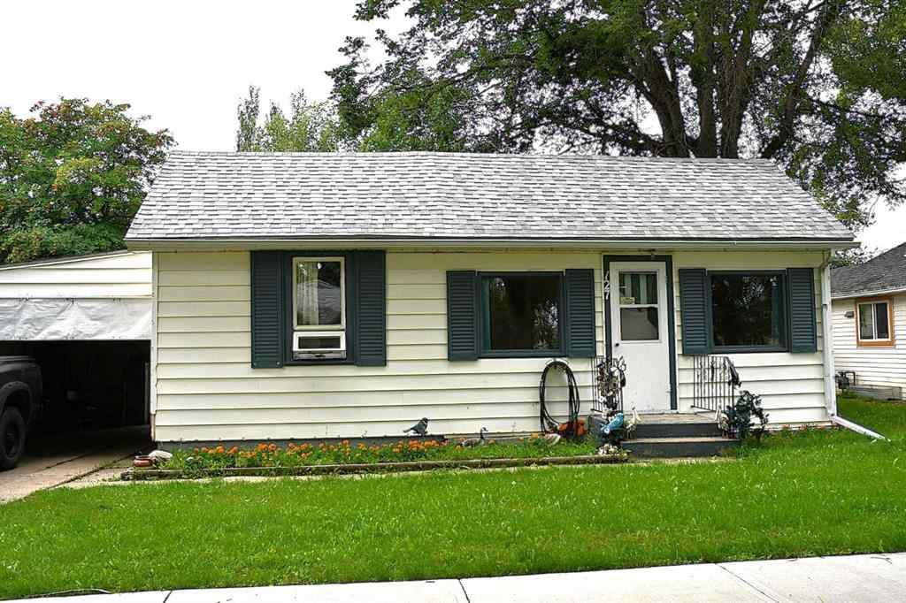 MLS® A2249105 - 127 2 Street E in Central Brooks, Residential