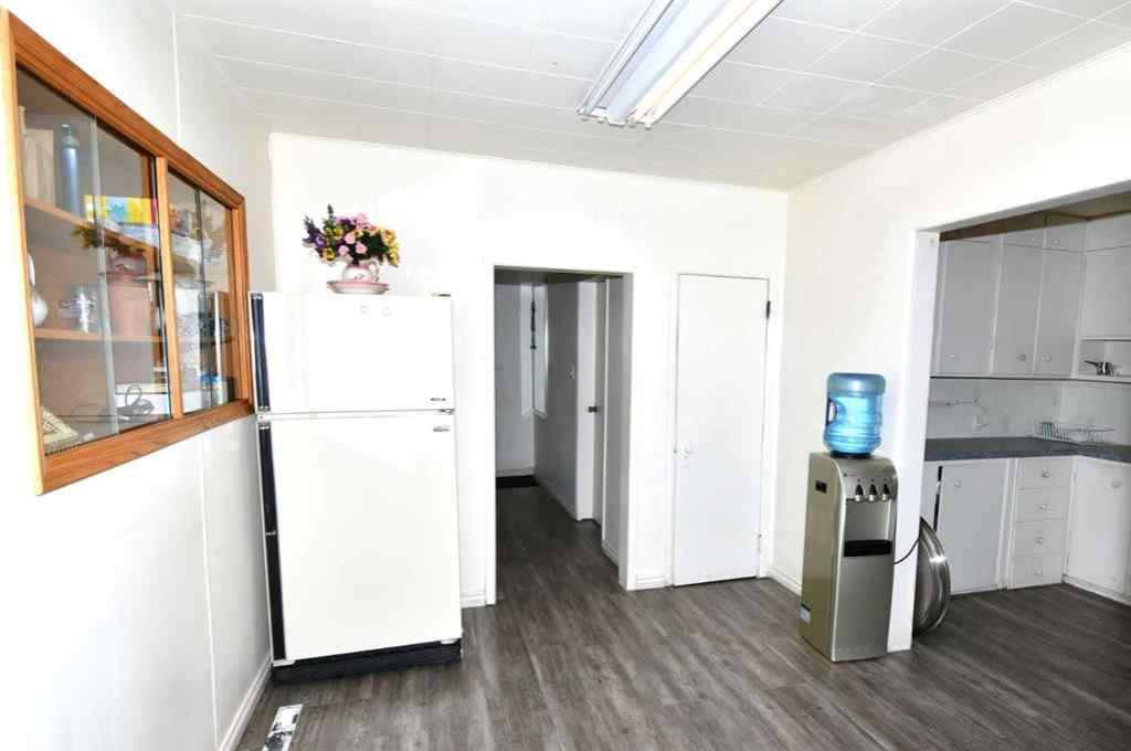 MLS® A2249105 - 127 2 Street E in Central Brooks, Residential