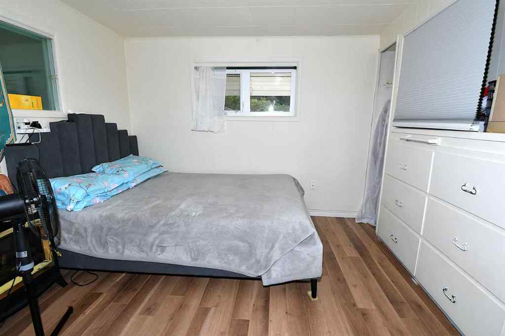 MLS® A2249105 - 127 2 Street E in Central Brooks, Residential