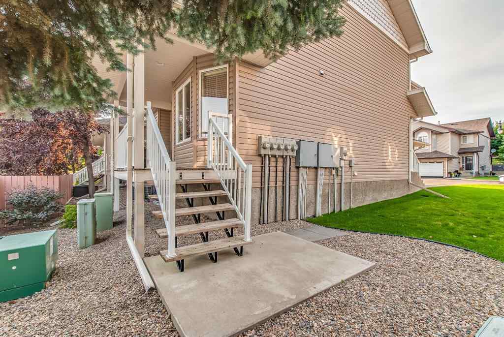 MLS® A2249109 - 136 Preston Avenue NE in Park View Medicine Hat, Residential