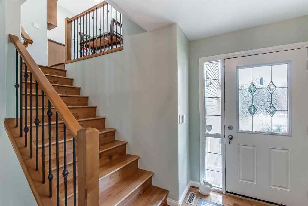 MLS® A2249109 - 136 Preston Avenue NE in Park View Medicine Hat, Residential