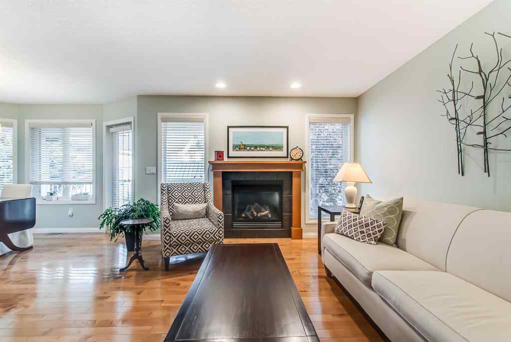 MLS® A2249109 - 136 Preston Avenue NE in Park View Medicine Hat, Residential
