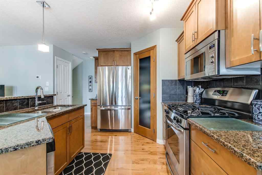 MLS® A2249109 - 136 Preston Avenue NE in Park View Medicine Hat, Residential