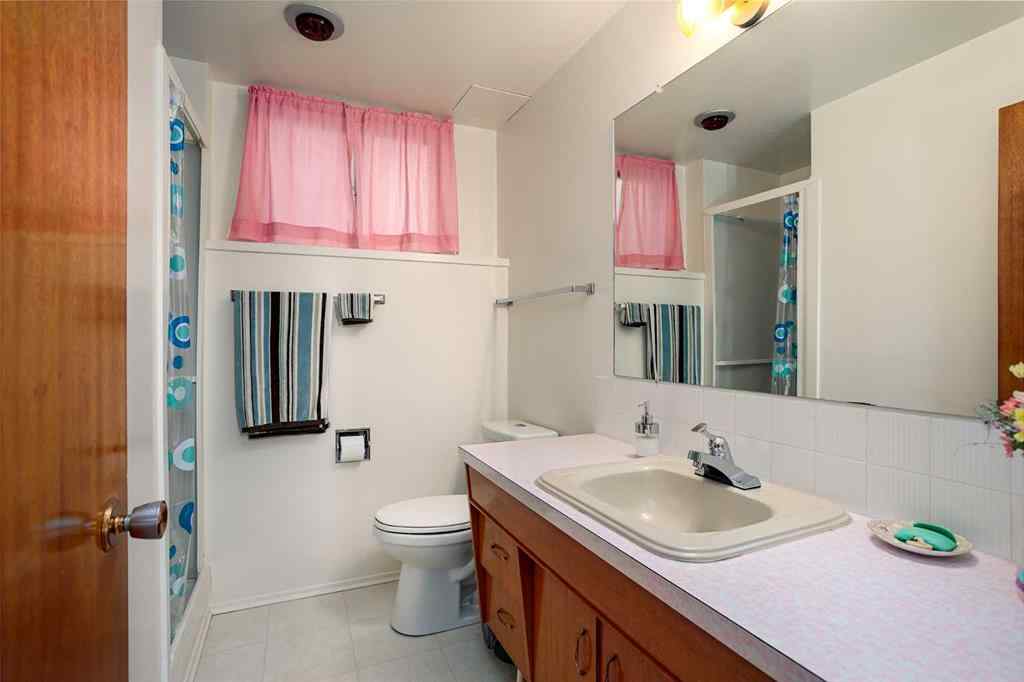 MLS® A2249125 - 6511 45A Avenue  in Westmount Camrose, Residential