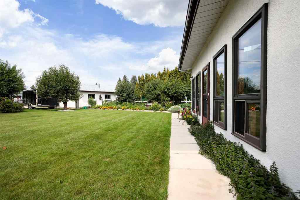 MLS® A2249125 - 6511 45A Avenue  in Westmount Camrose, Residential