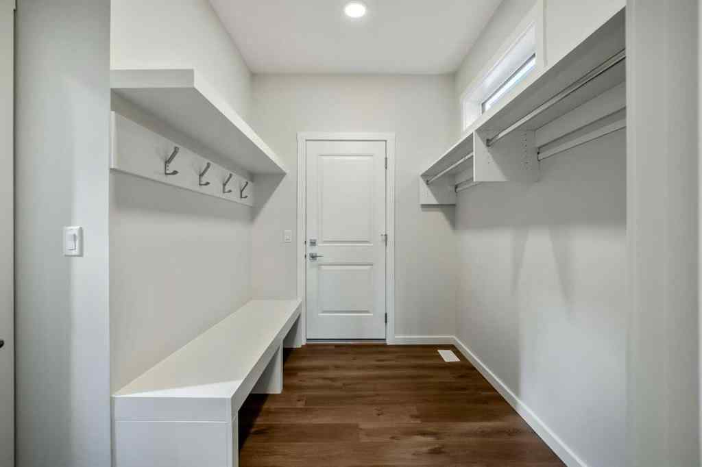 MLS® A2249127 - 27 Heritage Link  in Heritage Hills Cochrane, Residential