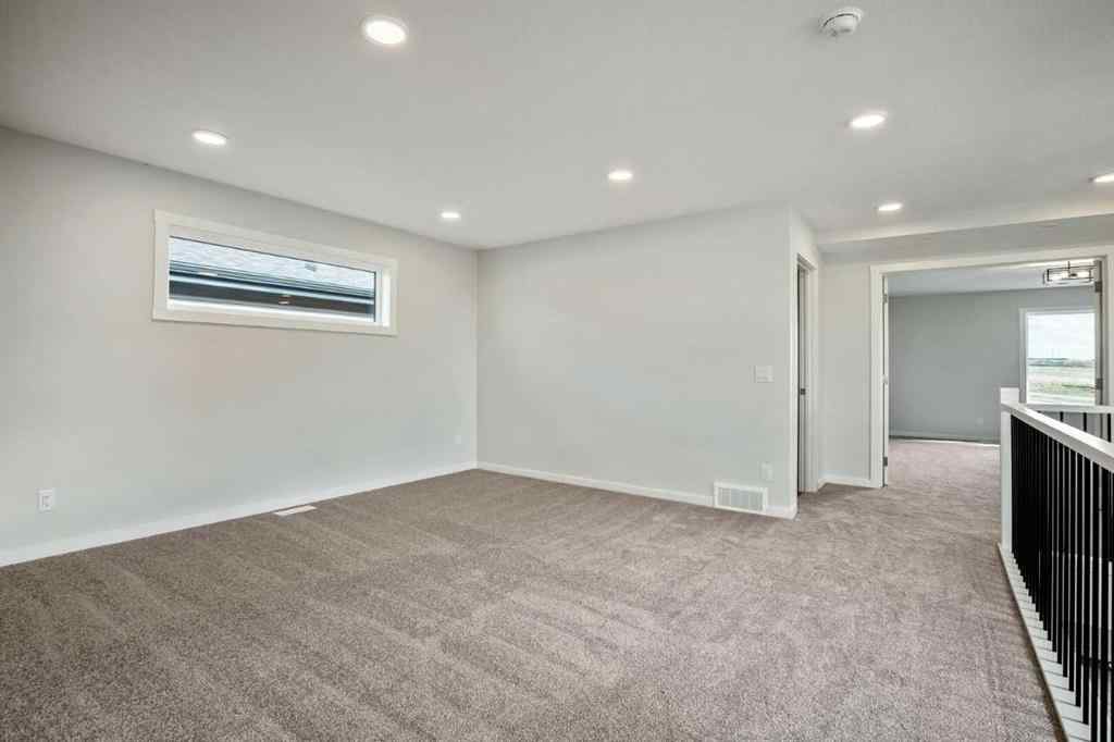 MLS® A2249127 - 27 Heritage Link  in Heritage Hills Cochrane, Residential