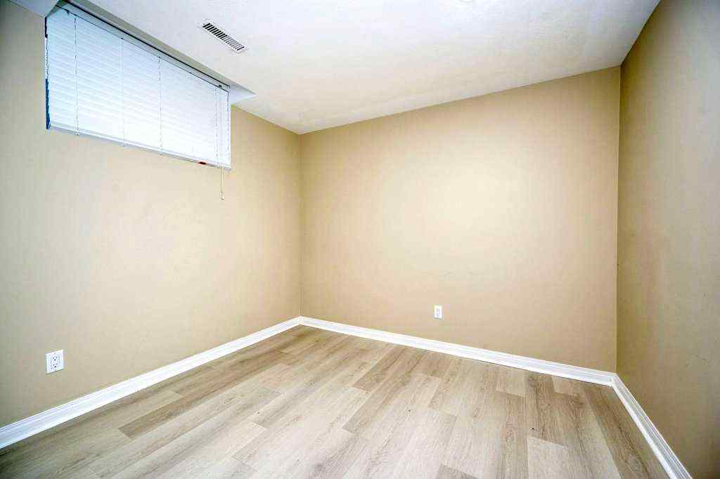 MLS® A2249130 - 34 Aspen Stone Mews SW in Aspen Woods Calgary, Residential