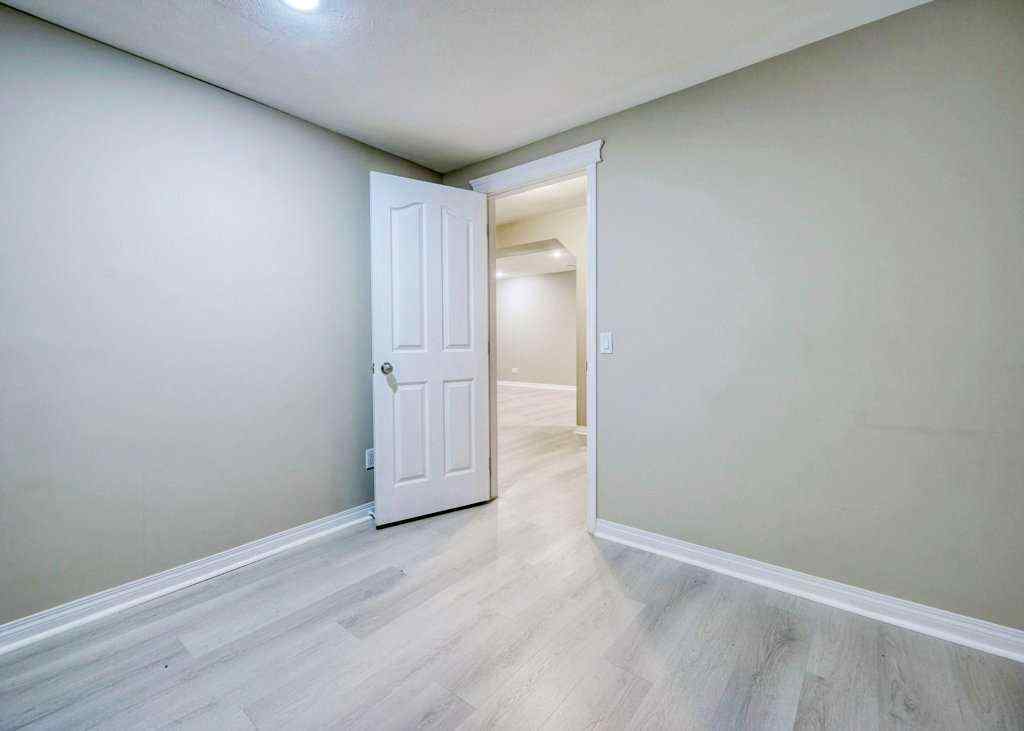 MLS® A2249130 - 34 Aspen Stone Mews SW in Aspen Woods Calgary, Residential