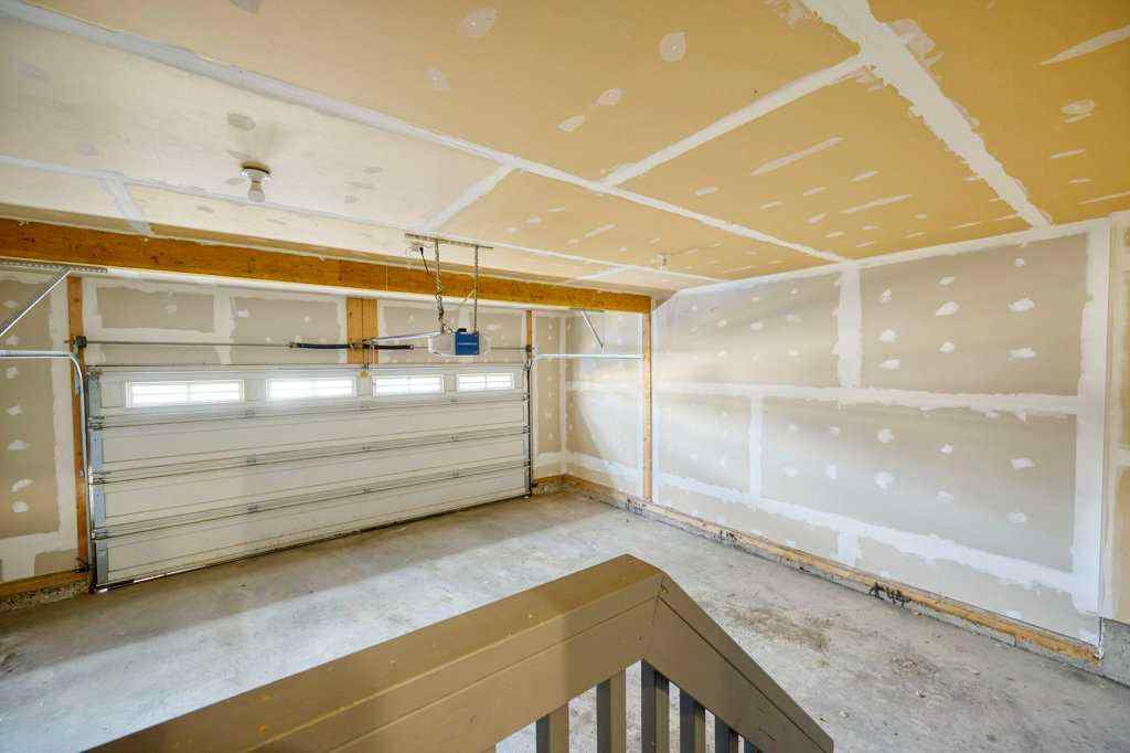 MLS® A2249130 - 34 Aspen Stone Mews SW in Aspen Woods Calgary, Residential
