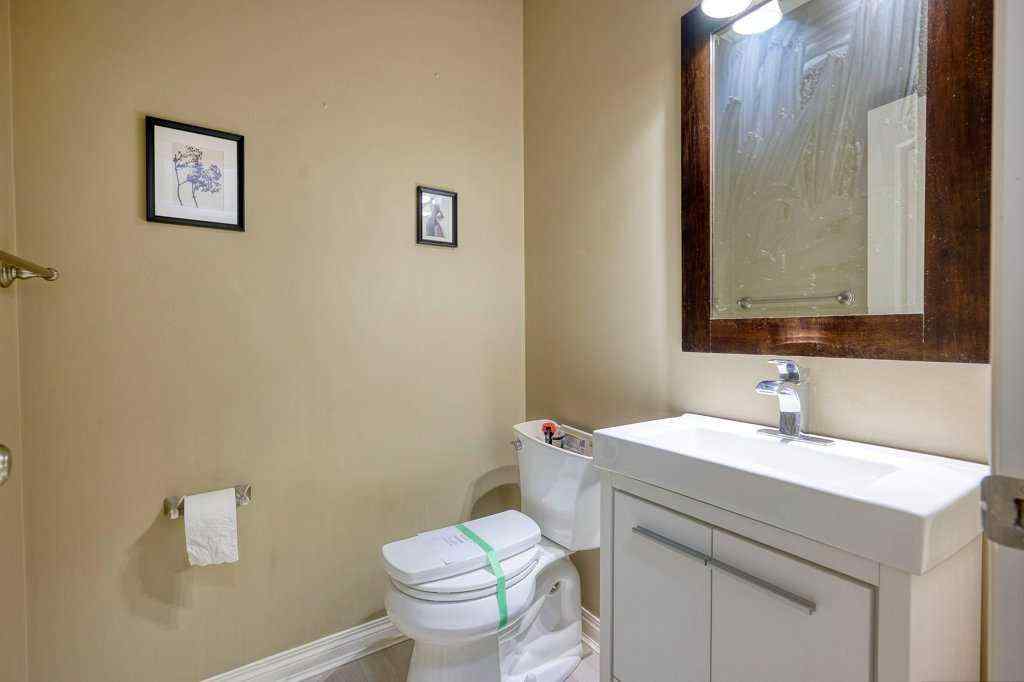 MLS® A2249130 - 34 Aspen Stone Mews SW in Aspen Woods Calgary, Residential