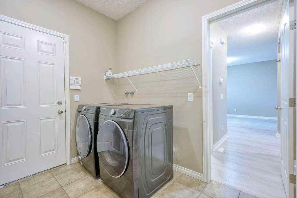 MLS® A2249130 - 34 Aspen Stone Mews SW in Aspen Woods Calgary, Residential