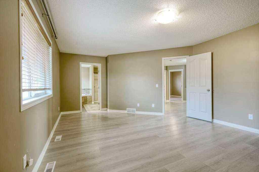 MLS® A2249130 - 34 Aspen Stone Mews SW in Aspen Woods Calgary, Residential