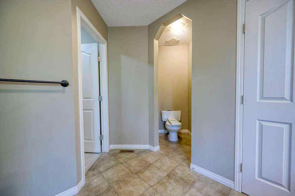 MLS® A2249130 - 34 Aspen Stone Mews SW in Aspen Woods Calgary, Residential