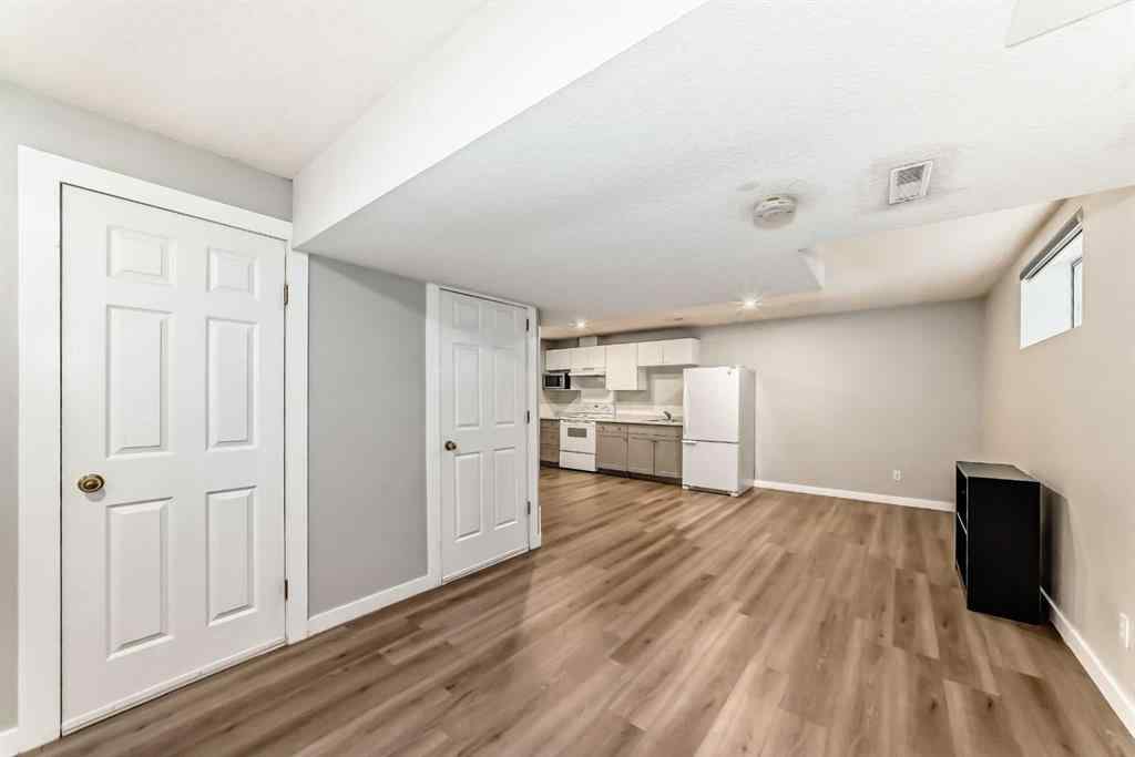 MLS® A2249146 - 237 Tarington Close NE in Taradale Calgary, Residential