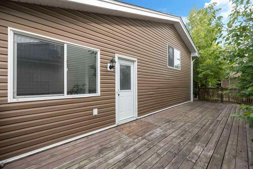 MLS® A2249151 - 154 Windsor Drive  in Thickwood Fort McMurray, Residential