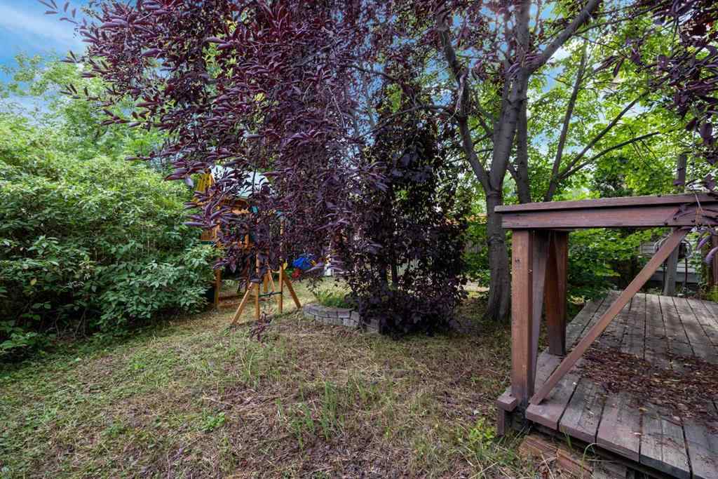 MLS® A2249151 - 154 Windsor Drive  in Thickwood Fort McMurray, Residential