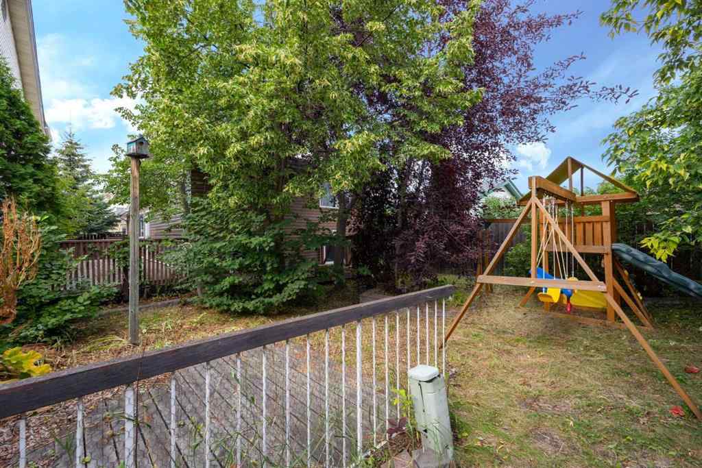 MLS® A2249151 - 154 Windsor Drive  in Thickwood Fort McMurray, Residential