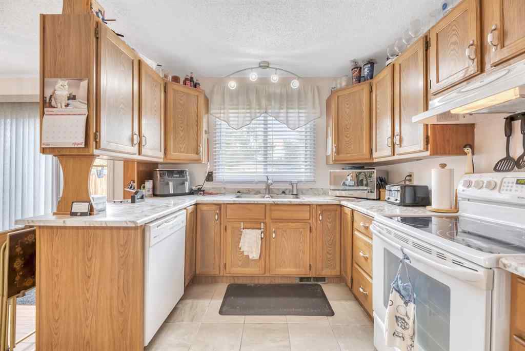 MLS® A2249165 - 5 Falsby Place NE in Falconridge Calgary, Residential