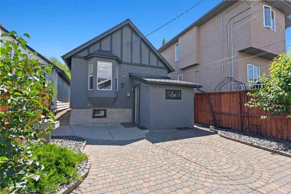 MLS® A2249179 - 904 1 Avenue NW in Sunnyside Calgary, Residential