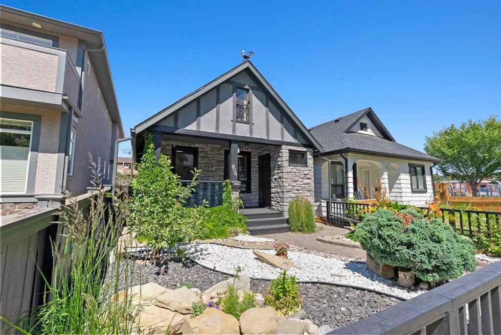 MLS® A2249179 - 904 1 Avenue NW in Sunnyside Calgary, Residential