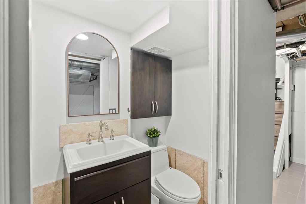 MLS® A2249179 - 904 1 Avenue NW in Sunnyside Calgary, Residential