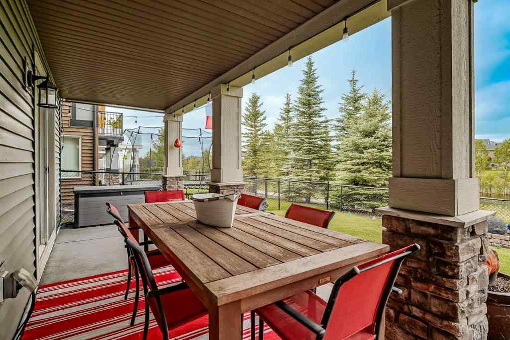 MLS® A2249190 - 225 Kingsmere Cove SE in Kings Heights Airdrie, Residential