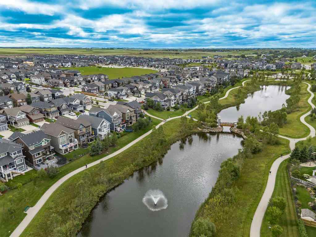 MLS® A2249190 - 225 Kingsmere Cove SE in Kings Heights Airdrie, Residential