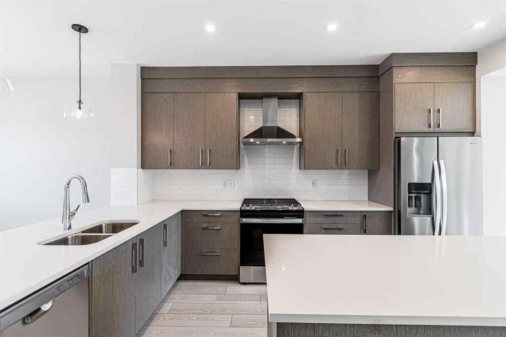 MLS® A2249217 - 121 Dawson Wharf View  SE in Dawson\'s Landing Chestermere, Residential