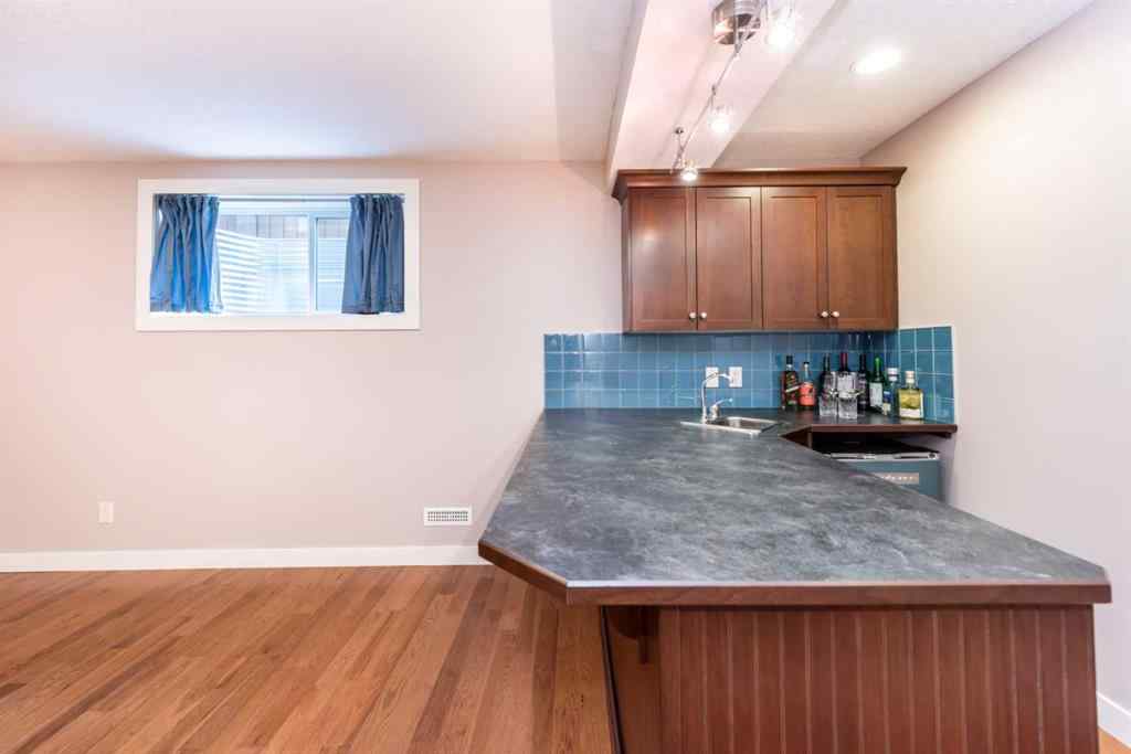 MLS® A2249227 - 122 Tuscany Glen Place NW in Tuscany Calgary, Residential