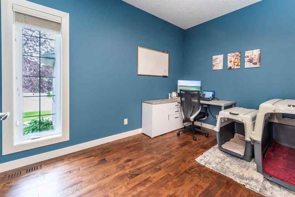 MLS® A2249227 - 122 Tuscany Glen Place NW in Tuscany Calgary, Residential