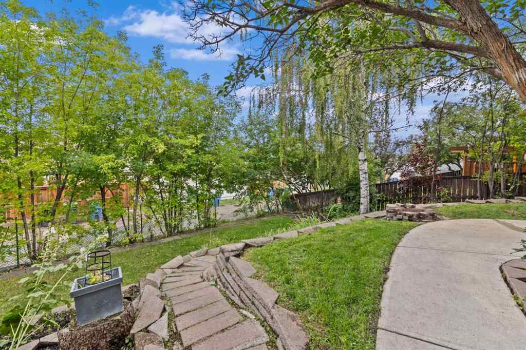 MLS® A2249230 - 48 Shawcliffe Place SW in Shawnessy Calgary, Residential