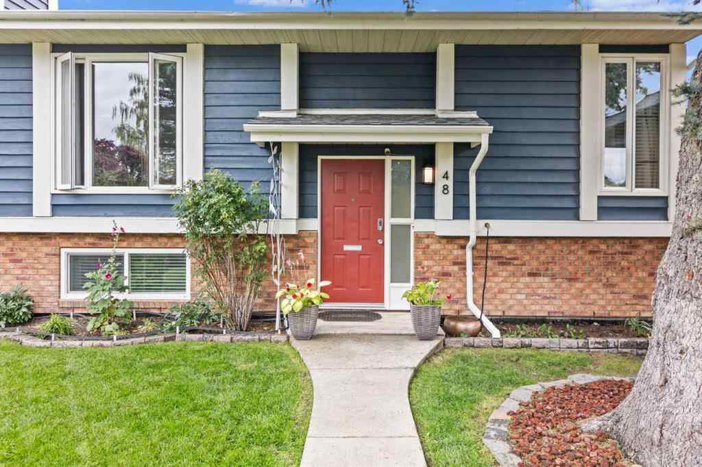 MLS® A2249230 - 48 Shawcliffe Place SW in Shawnessy Calgary, Residential