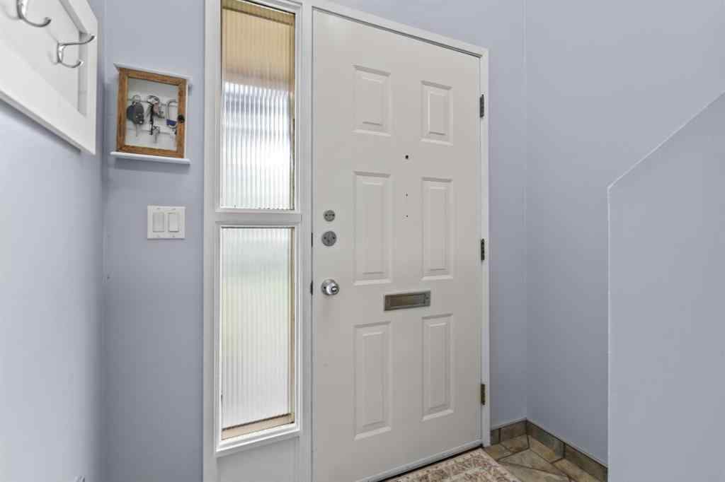 MLS® A2249230 - 48 Shawcliffe Place SW in Shawnessy Calgary, Residential