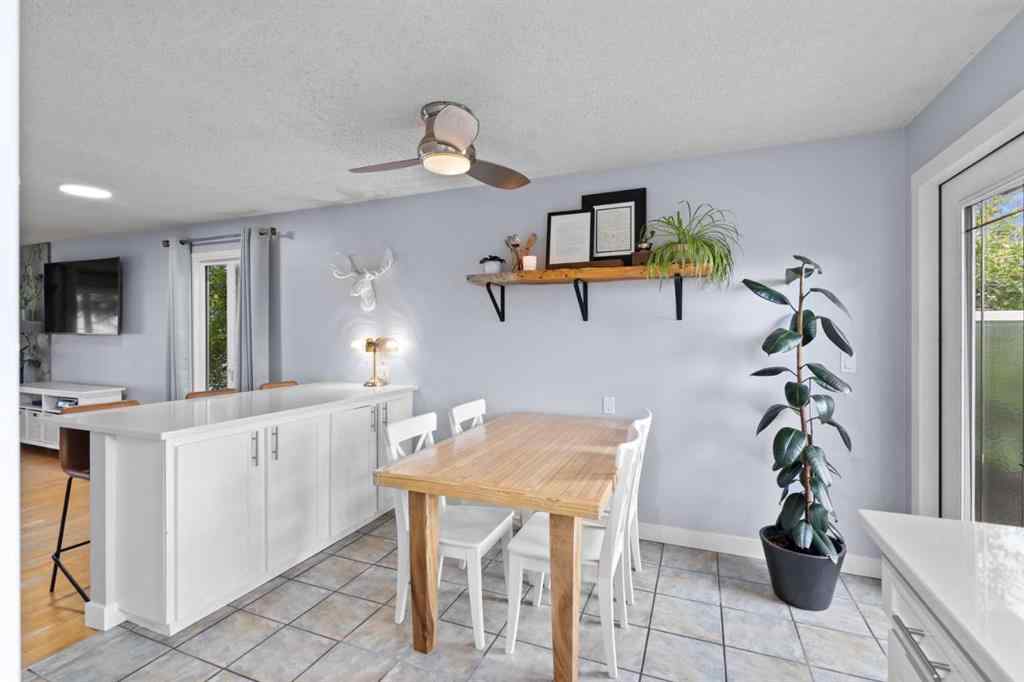 MLS® A2249230 - 48 Shawcliffe Place SW in Shawnessy Calgary, Residential
