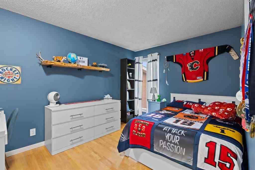MLS® A2249230 - 48 Shawcliffe Place SW in Shawnessy Calgary, Residential