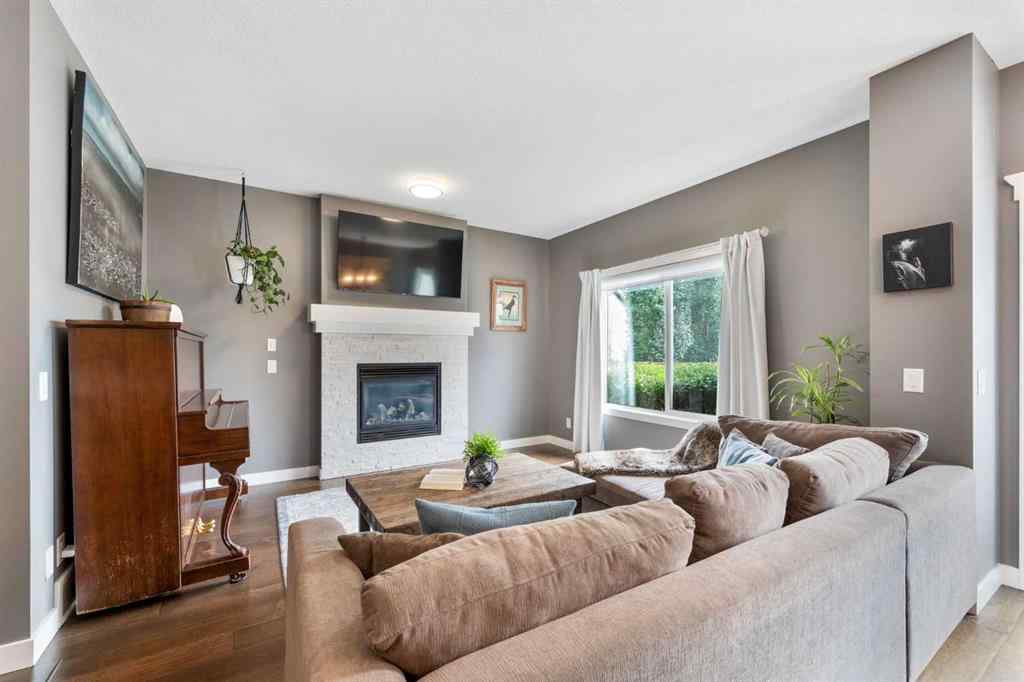 MLS® A2249234 - 112 Kingsbridge Way  in Kings Heights Airdrie, Residential
