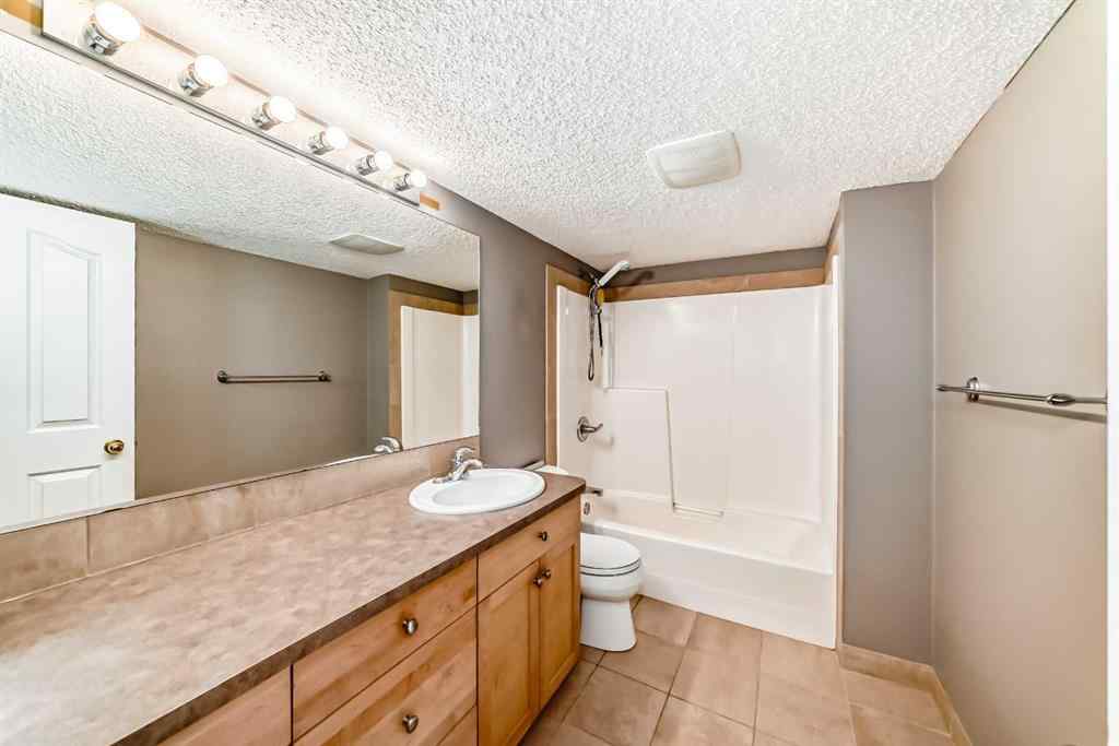 MLS® A2249237 - 327 Discovery Place SW in Discovery Ridge Calgary, Residential