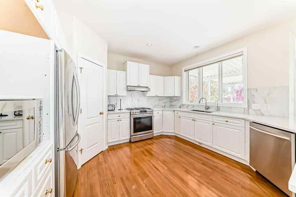 MLS® A2249237 - 327 Discovery Place SW in Discovery Ridge Calgary, Residential