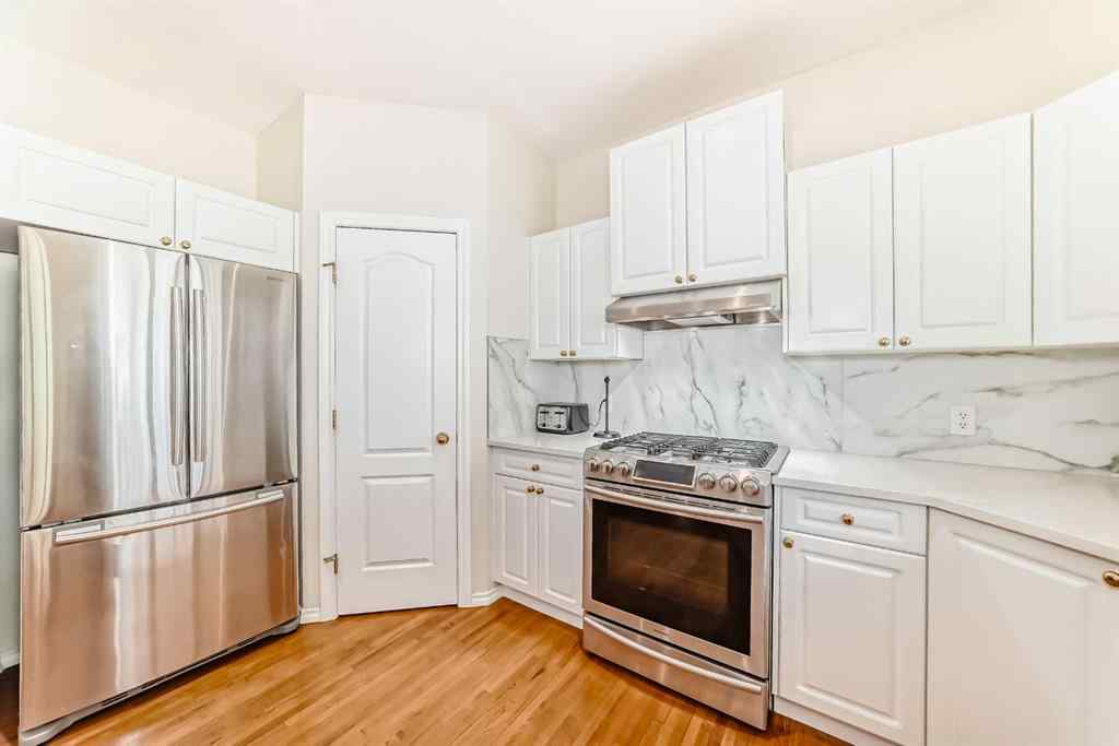 MLS® A2249237 - 327 Discovery Place SW in Discovery Ridge Calgary, Residential