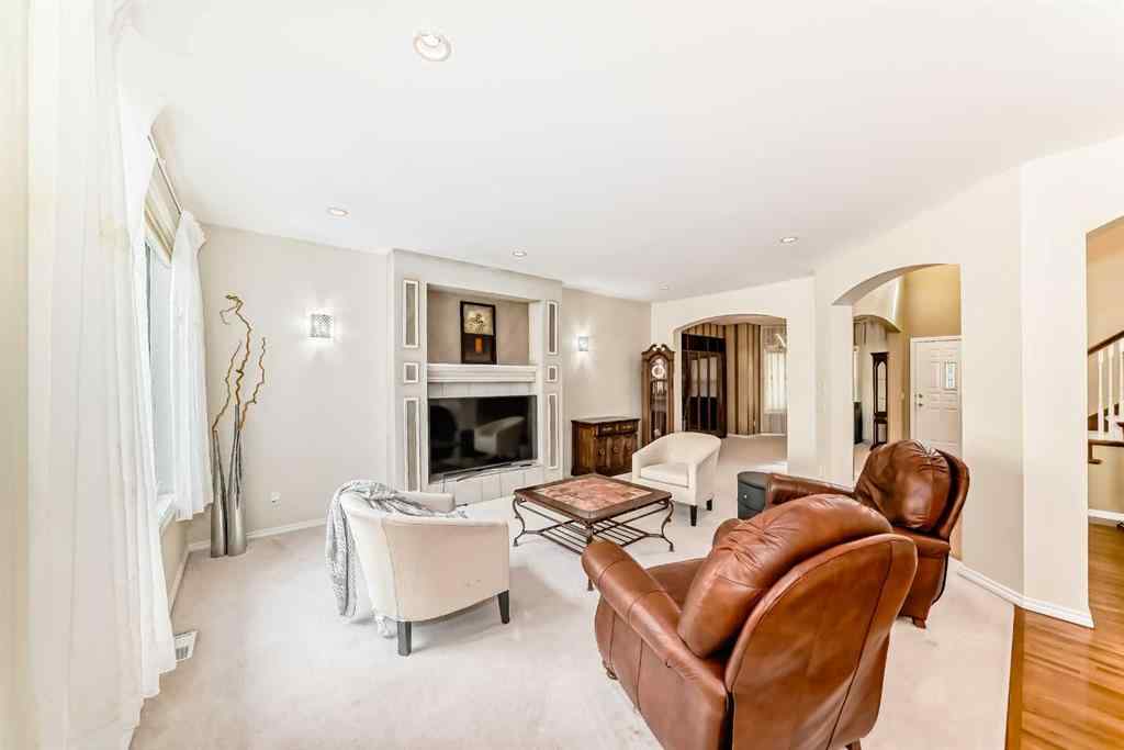 MLS® A2249237 - 327 Discovery Place SW in Discovery Ridge Calgary, Residential